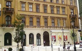 City Center Apartment